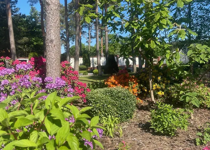 度假居 W Ogrodzie 格但斯克